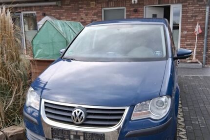 VW Touran 262.016 km 3.800 &euro; Probsteierhagen 24253