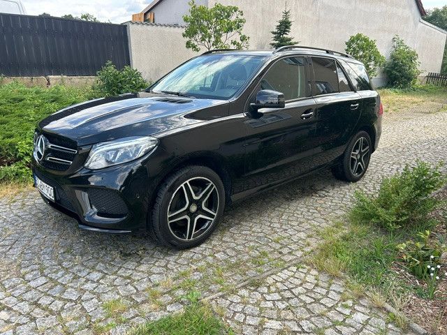 Mercedes-Benz GLE 350 104.000 km 35.900 &euro; Göda 02633