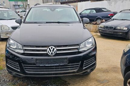 VW Touareg 226.000 km 11.199 € Bonn 53227