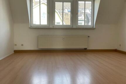 Wohnung Plauen Altstadt - 3 Zimmer, 75 m&sup2;, 380&euro; | Angebot:26726031