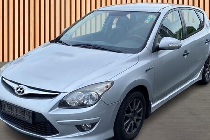 Hyundai i30 132.000 km 3.880 &euro; Dresden 01328
