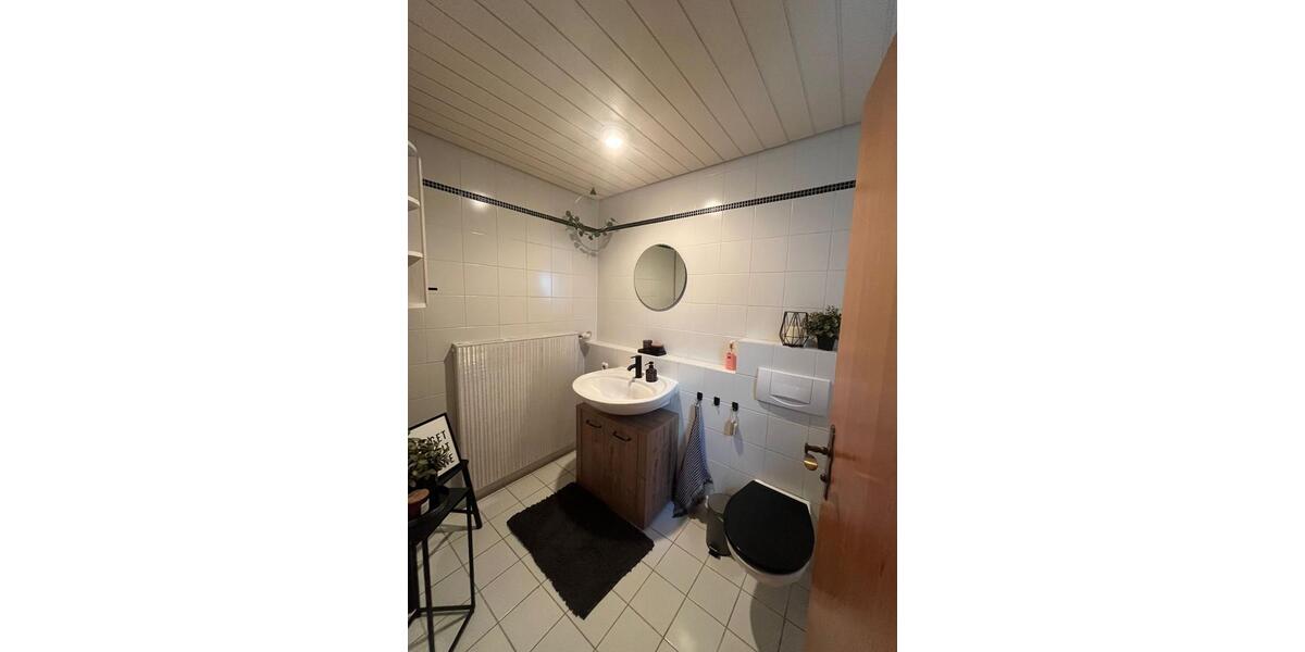 Einfamilienhaus Karlstadt - 5 Zimmer, 190 m&sup2;, 990&euro; | Angebot:26021987