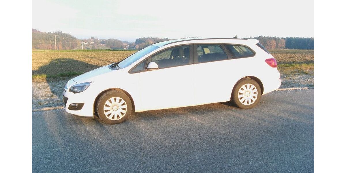 Opel Astra 137.000 km 8.599 &euro; Buch am Erlbach 84172