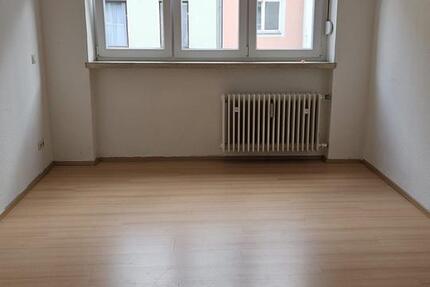 2-Zimmer-Wohnung mit Balkon in Bahnhofsnähe – ca. 70 m² 2 zimmer