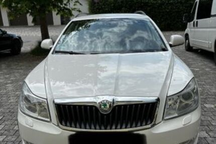 Skoda Octavia 199.000 km 5.600 &euro; Weiler Simmerberg 88171
