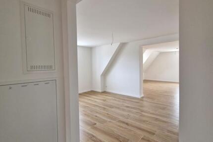 WD06 ERSTBEZUG schöne helle 2,5 Zi Wohnung in Garching a.d.Alz zimmer
