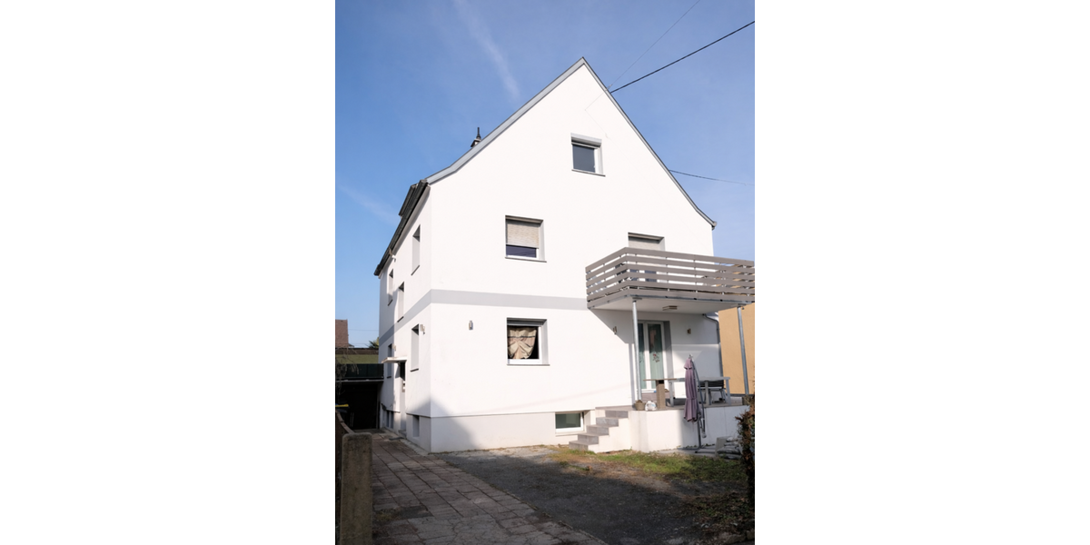 Einfamilienhaus Fellbach - 10 Zimmer, 225 m&sup2;, 750.000&euro; | Angebot:24814378