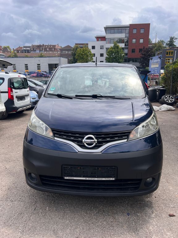 NV200