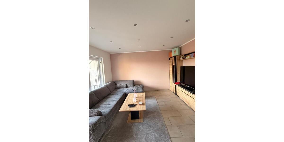 Dachgeschoßwohnung Verl - 3 Zimmer, 80 m&sup2;, 1.050&euro; | Angebot:26366546