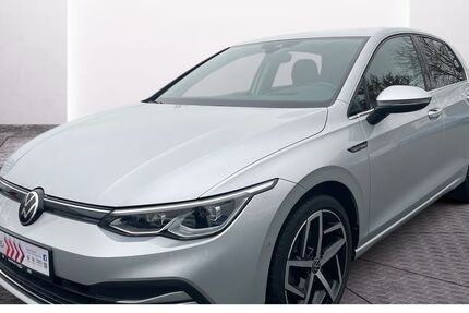 VW Golf 55.590 km 21.589 &euro; Artern 06556