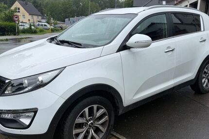 Kia Sportage 129.000 km 9.499 &euro; Lüdenscheid 58515