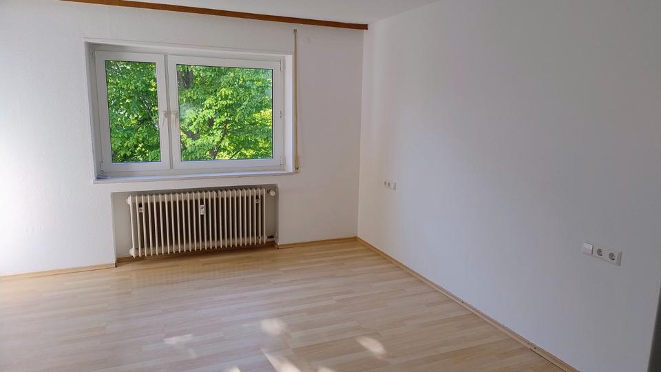 Etagenwohnung Radolfzell am Bodensee - 3.5 Zimmer, 82 m&sup2;, 920&euro; | Angebot:26399989