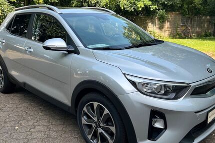 Kia Stonic 134.798 km 9.990 &euro; Euskirchen 53879