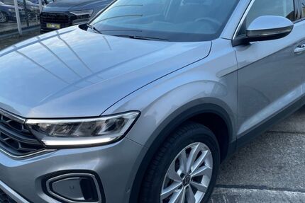 VW T-Roc 16.101 km 29.999 € Bergen auf Rügen 18528