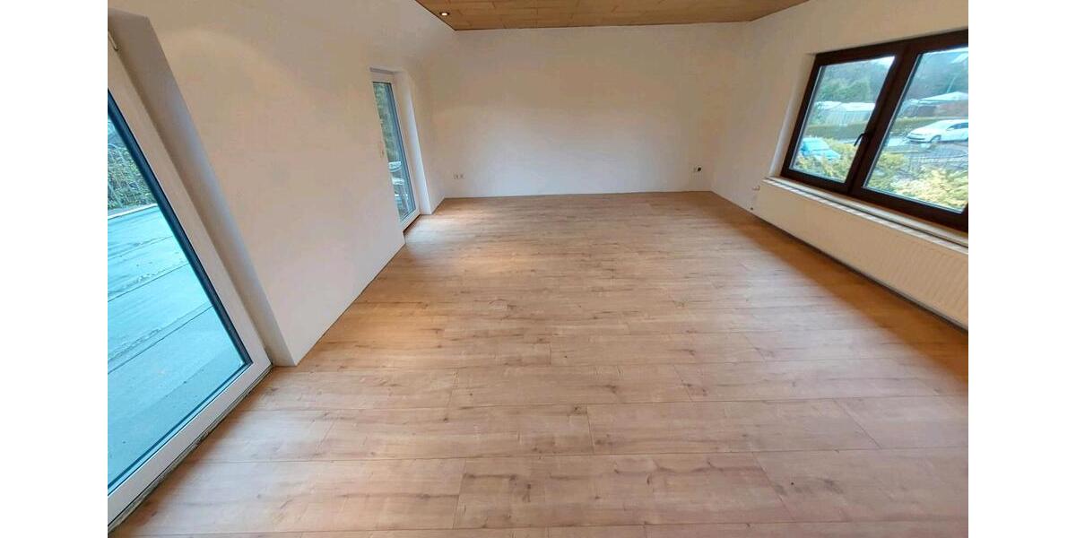 Oberwohnung in zentraler ruhiger Lage zu vermieten 3 zimmer