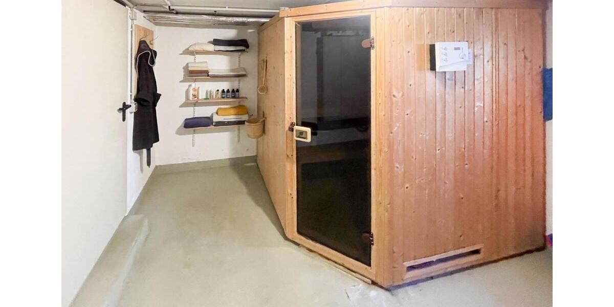 Hochparterre Frankfurt (Oder) - 4 Zimmer, 121 m&sup2;, 290.000&euro; | Angebot:25929448