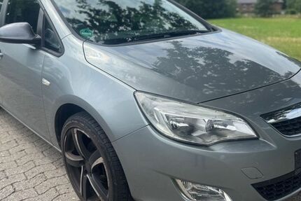 Opel Astra 226.377 km 2.499 &euro; Buxtehude 21614