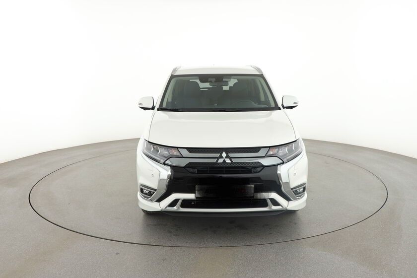 Mitsubishi Outlander 46.540 km 22.800 € Nürnberg 90425