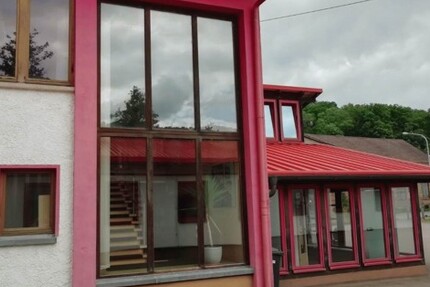Gewerbeobjekt mit Wohnhaus 15 zimmer