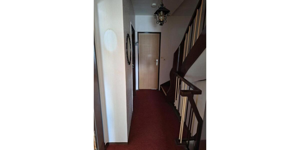 Reihenhaus Calden - 6 Zimmer, 120 m&sup2;, 199.000&euro; | Angebot:22302437