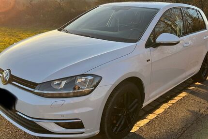 VW Golf 58.000 km 15.900 &euro; Stuttgart 70378