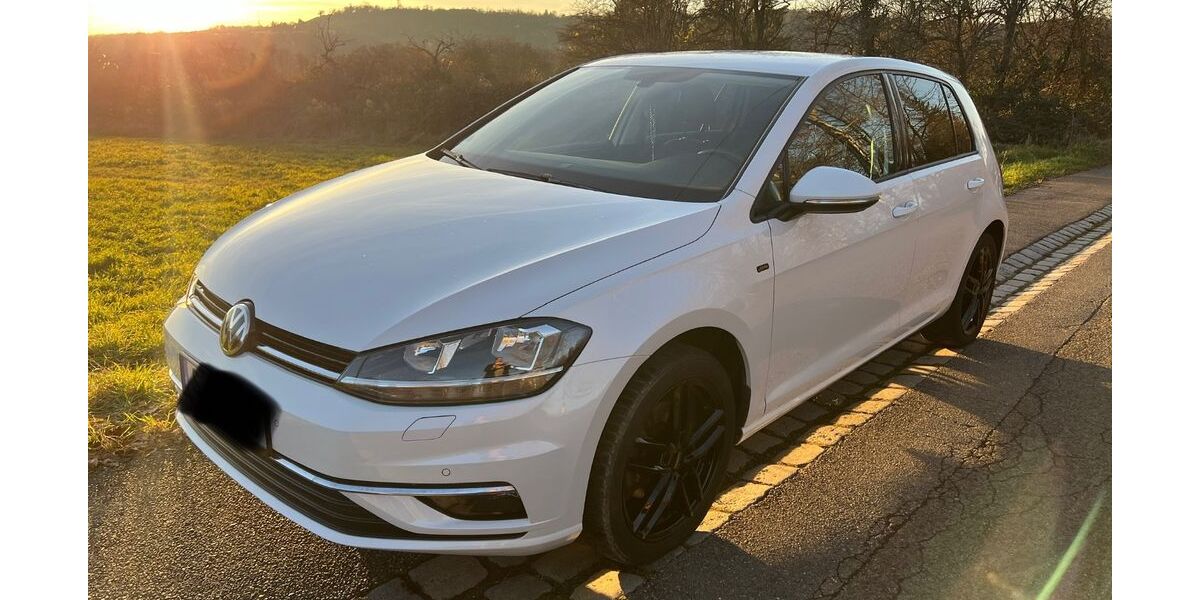 VW Golf 58.000 km 15.900 &euro; Stuttgart 70378