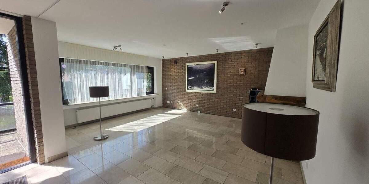 Gewerbeobjekt Frechen Habbelrath - 8 Zimmer, 850.000&euro; | Angebot:25780743