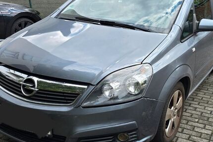 Opel Zafira 236.310 km 899 € Wuppertal 42277