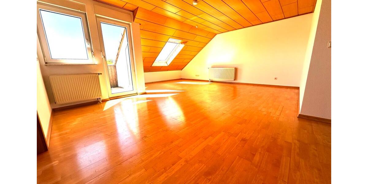 Dachgeschoßwohnung Idar-Oberstein Oberstein - 2 Zimmer, 64 m&sup2;, 450&euro; | Angebot:26416133