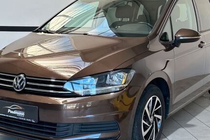 VW Touran 145.210 km 12.890 &euro; Dachwig 99100