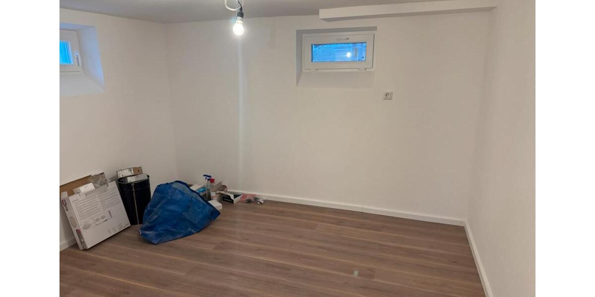 4 Zimmer Wohnung EG Soutteran Mit Garten auch Als WG oder Monteur 4 zimmer