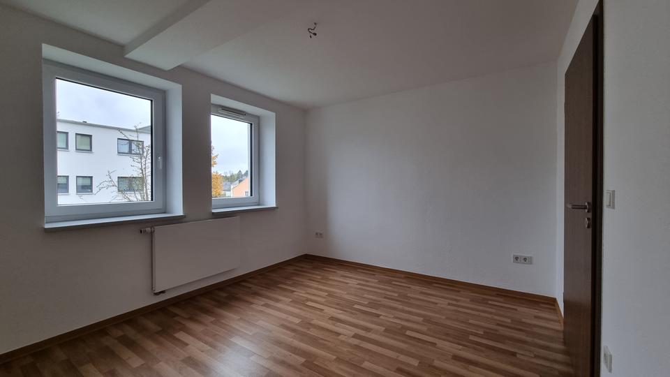 Modernes Wohnen mit Balkon im EG 2 zimmer