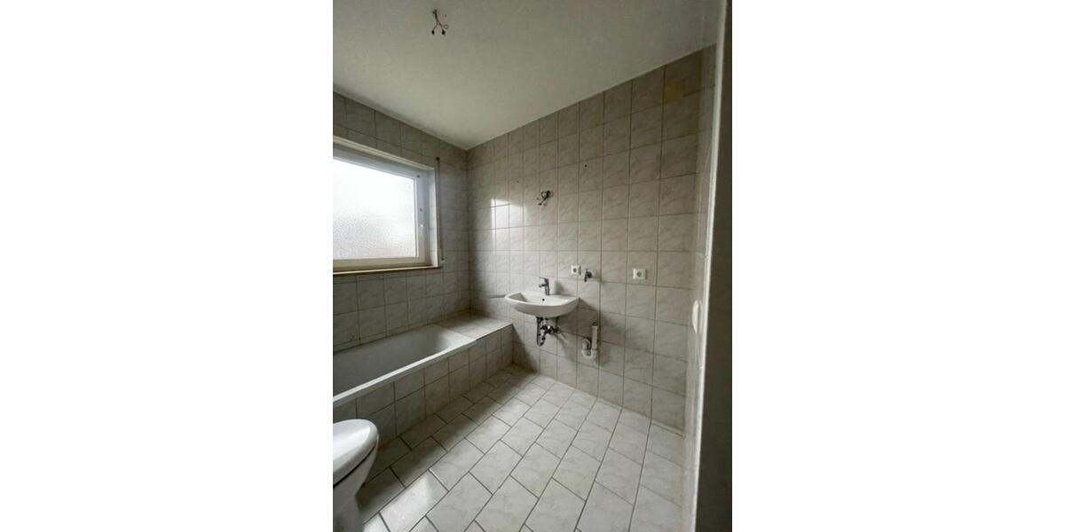 Hochparterre Bobingen - 3 Zimmer, 77 m&sup2;, 882&euro; | Angebot:25256117