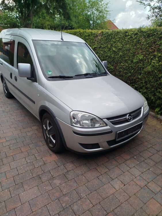 Opel Combo 247.155 km 1.000 € Wilhelmshaven 26388