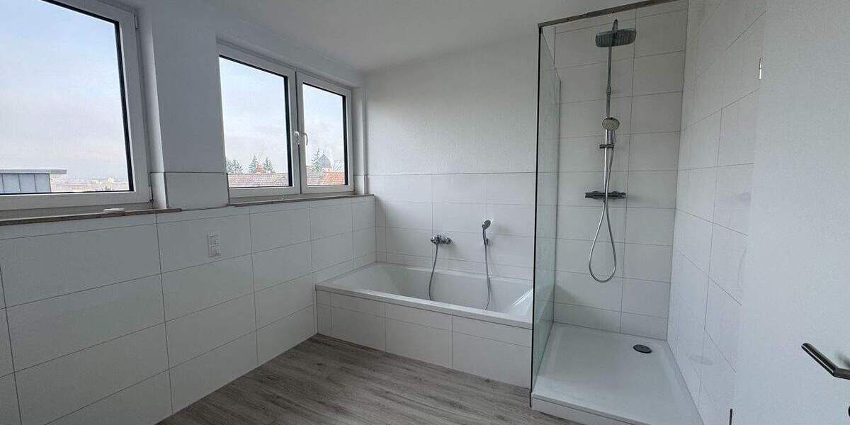 Etagenwohnung Mainz Mombach - 4 Zimmer, 135 m&sup2;, 660.000&euro; | Angebot:24027215