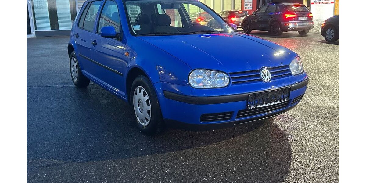 VW Golf 89.000 km 3.800 &euro; Bad-Dürrheim 78073