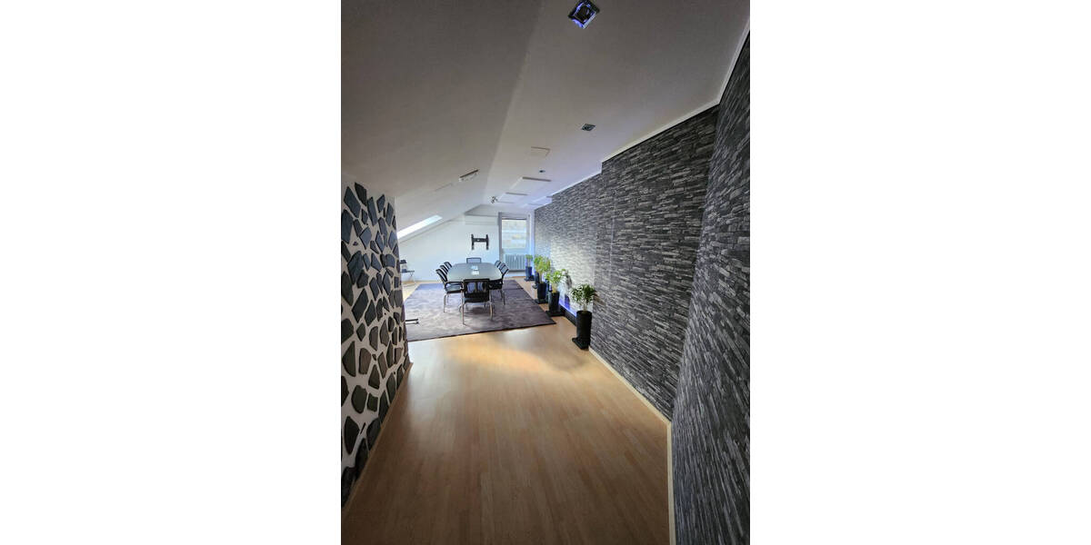 Gewerbeobjekt Regensburg Großprüfening-Dechbetten-Königswiesen - 180&euro; | Angebot:25977767