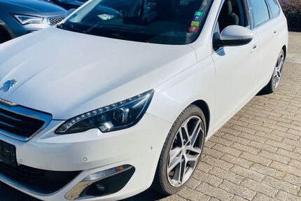 Peugeot 308 138.000 km 6.200 &euro; Donaueschingen 78166
