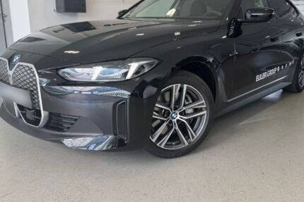 BMW i4 2.295 km 46.950 € Hofheim 65719