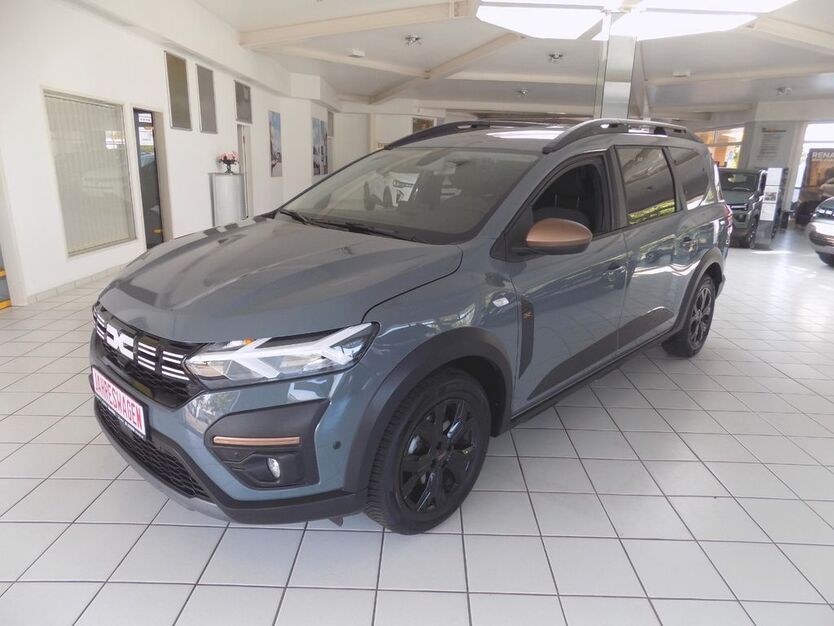 Dacia Jogger 26.815 km 22.450 € Schwerin 19061
