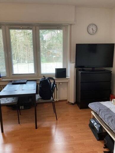 Etagenwohnung Siegburg Dreesch - 1 Zimmer, 28 m&sup2;, 300&euro; | Angebot:24708661