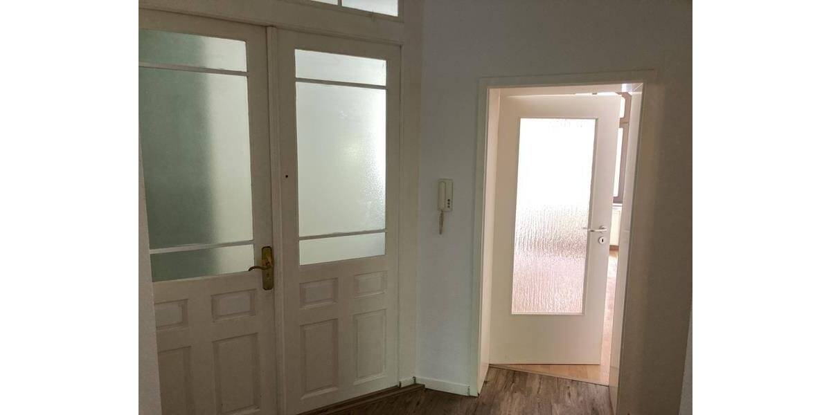 Etagenwohnung Zwickau Pölbitz - 2 Zimmer, 52 m&sup2;, 50.000&euro; | Angebot:25802832