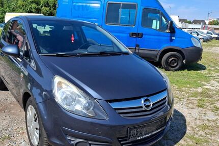 Opel Corsa 183.000 km 2.499 &euro; Paderborn 33100