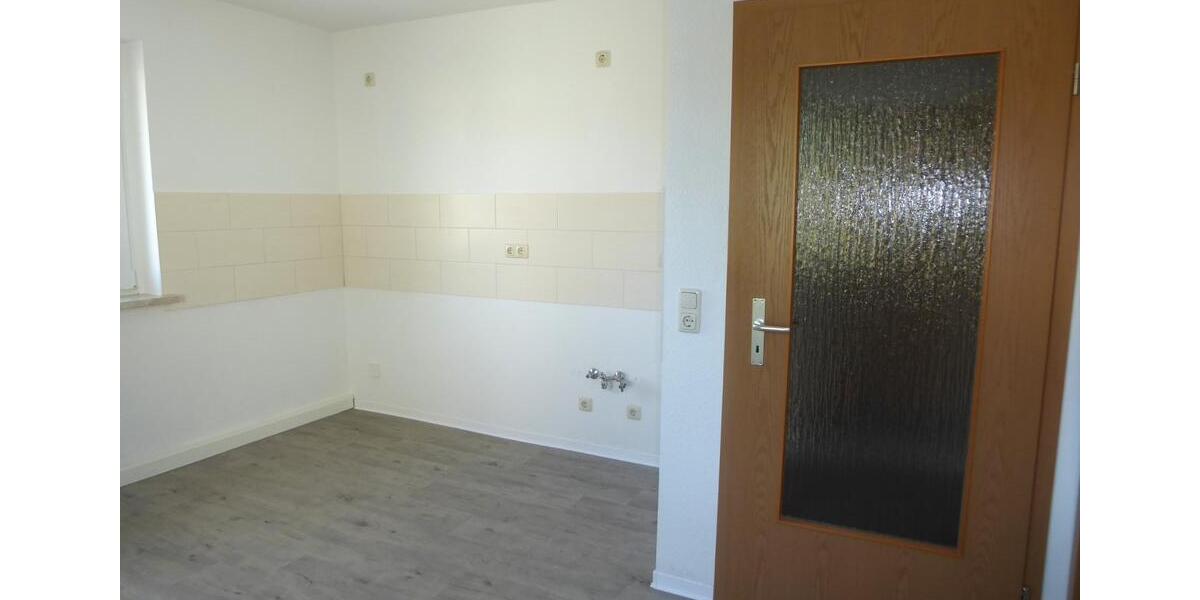 Etagenwohnung Saalfeld (Saale) - 2 Zimmer, 43 m&sup2;, 253&euro; | Angebot:26534035