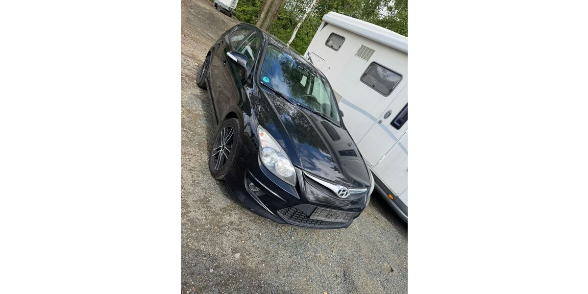 Hyundai i30 215.000 km 2.500 &euro; Kempenich 56746