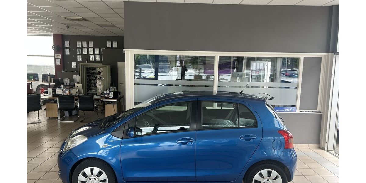 Toyota Yaris 134.862 km 3.590 &euro; Hannover 30419