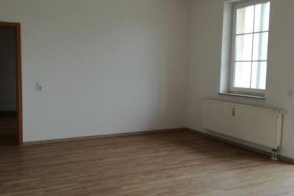 Wohnung Tangerhütte - 3 Zimmer, 90 m&sup2;, 730&euro; | Angebot:26299823