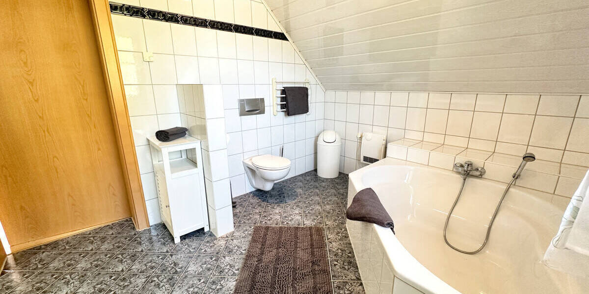 Einfamilienhaus Wenzenbach - 4 Zimmer, 124 m&sup2;, 499.000&euro; | Angebot:26402992