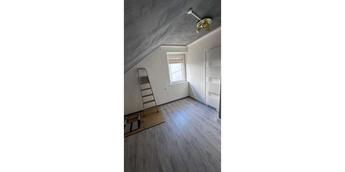 Reihenhaus Saarwellingen - 4 Zimmer, 73 m&sup2;, 85.000&euro; | Angebot:27102512