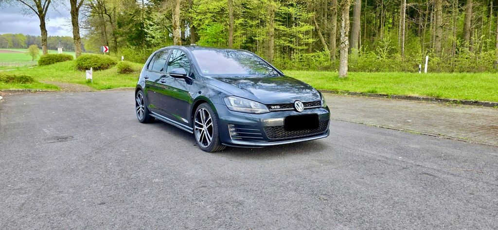 VW Golf 184.000 km 12.699 &euro; Dipperz 36160